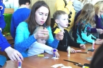 увеличить