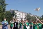 увеличить Голуби отправляются в полет
