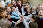 увеличить