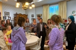 увеличить