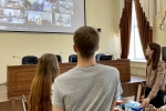 увеличить Общение в режиме онлайн