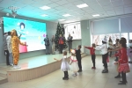 увеличить