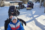 увеличить