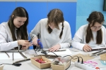 увеличить